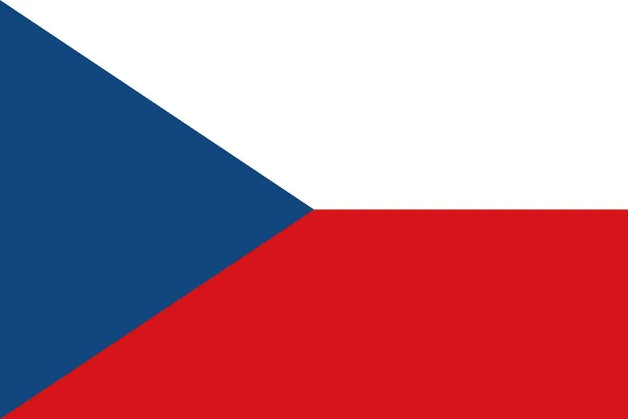 Přijímá hráče z Česka